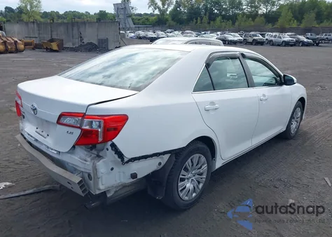 2014 Toyota Camry Le из США, поврежденный, VIN 4T4BF1FK1ER353502